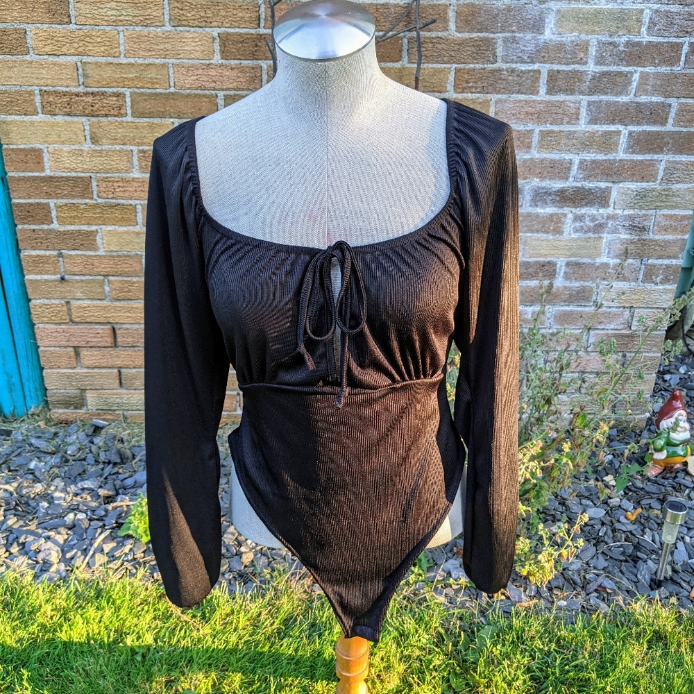 Black Nasty Gal Bodysuit NWT Size 6